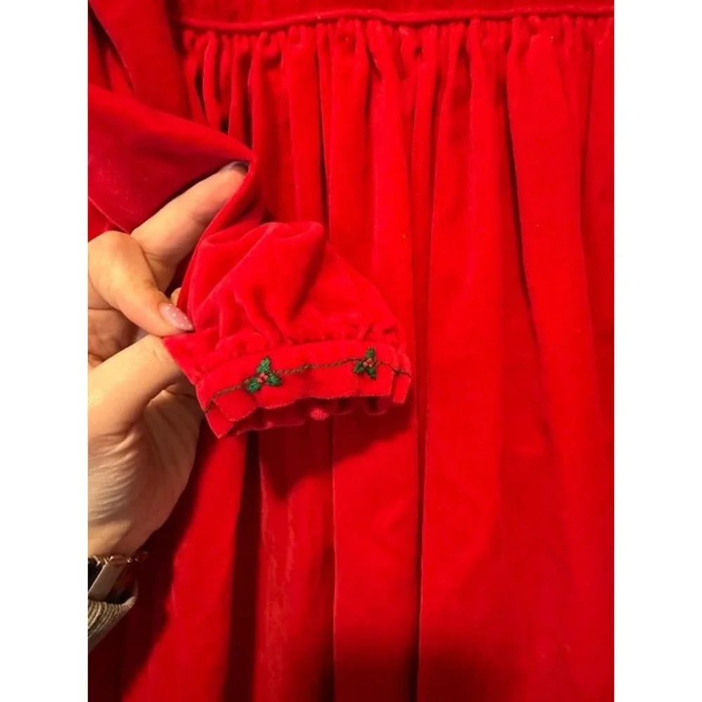 Strasburg Holiday Dress Red 100% Cotton Embroidered Sleeve EUC 4Y